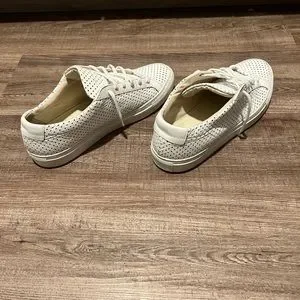 Common Projects | Shoes | Common Projects White Perforated  display picture 1